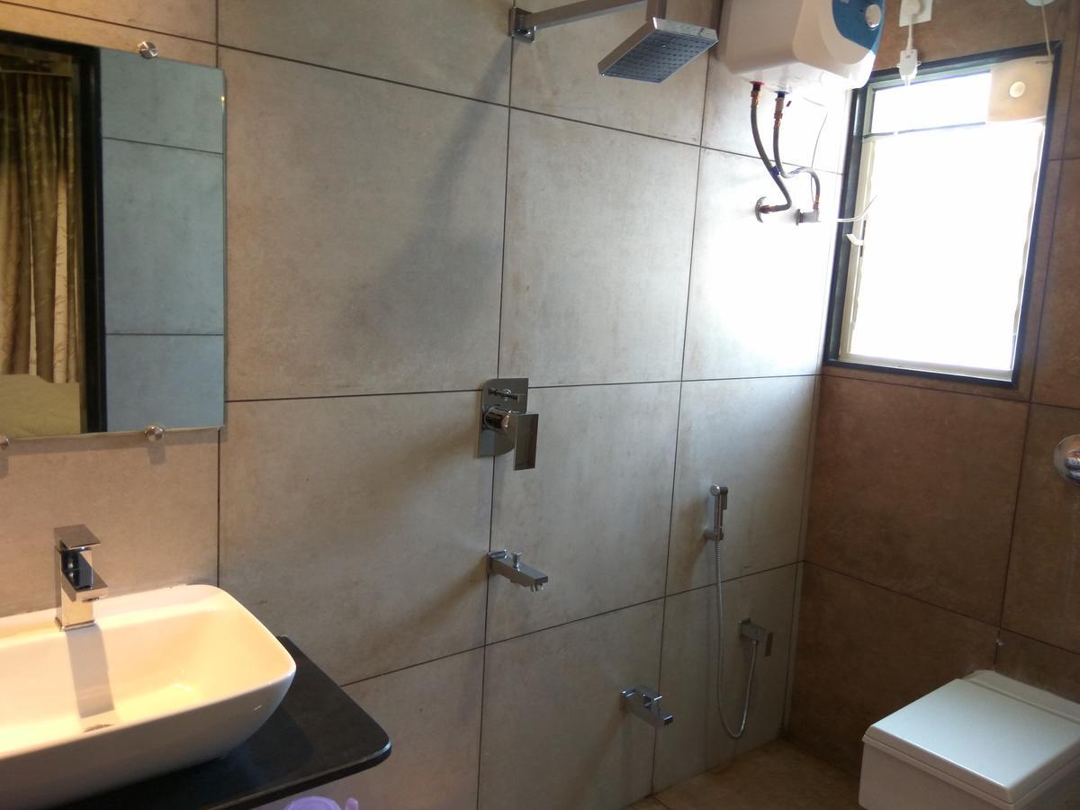 Manasi Inn Satara Eksteriør billede